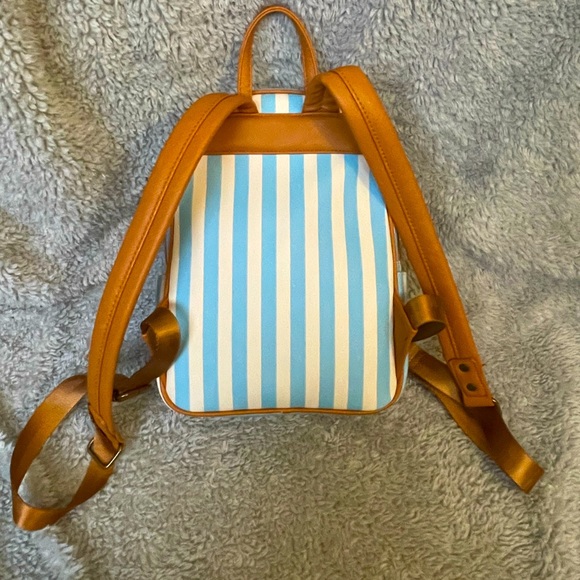 🐘Like NEW! Disney Dumbo Loungefly Mini Backpack - Picture 4 of 5